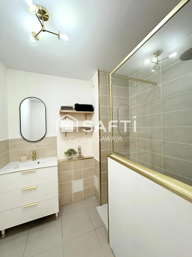 Salles de bain - Appartement Rénové avec Terrasse au Teich