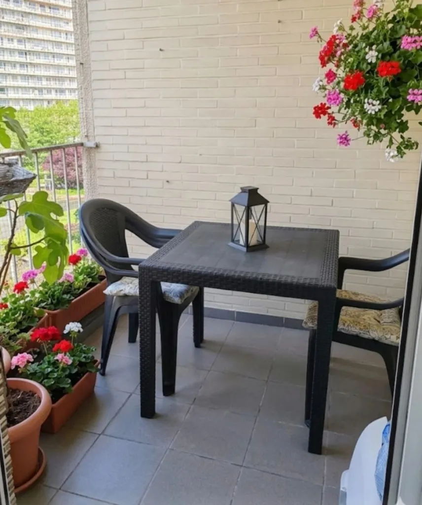 Terrass - Apartment with Terrace in Evere