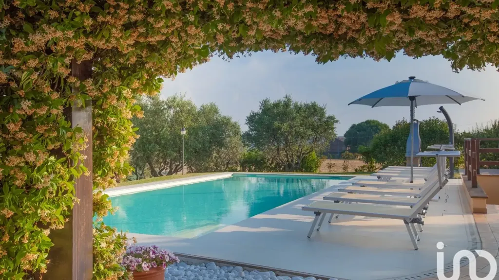 Bassein - Villa with Pool in Senigallia