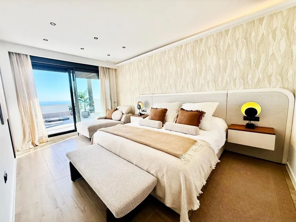 Bedrooms - Modern Villa with Sea Views in Benalmádena