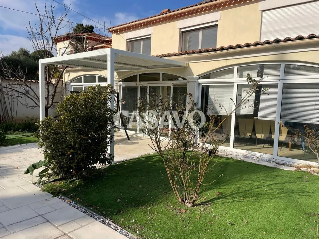 Terrazza - Villa with Pool in Antibes