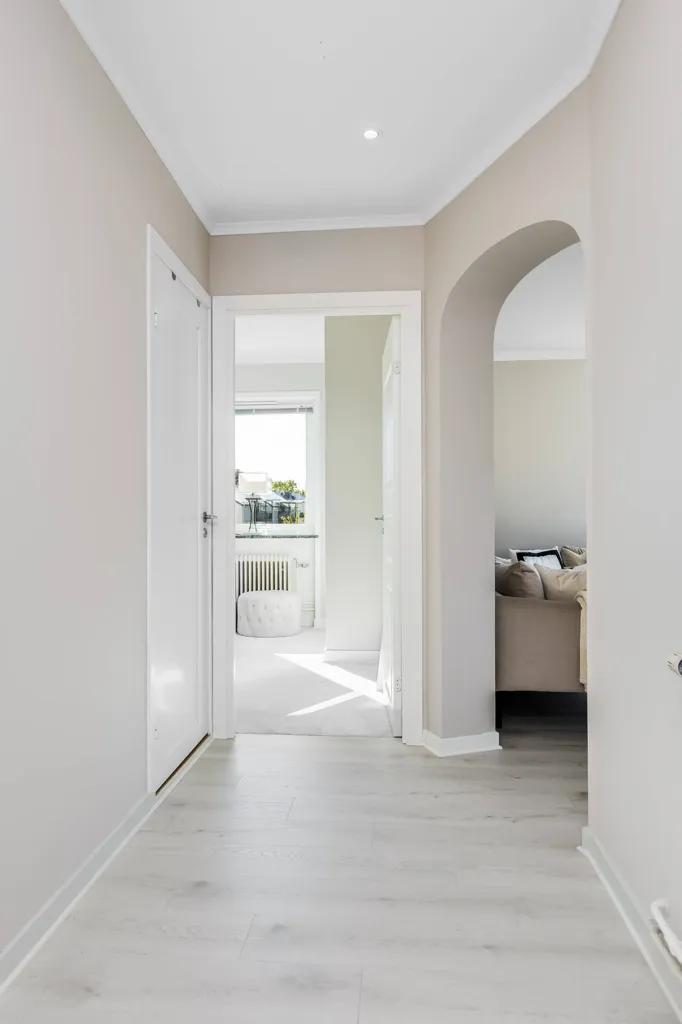 Entrée - Stylish Apartment with Balcony in Central Strängnäs