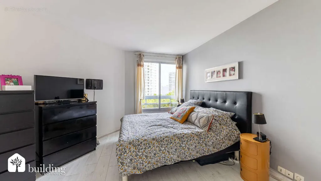 Chambres - Appartement 4 Pièces avec Balcon à Levallois-Perret