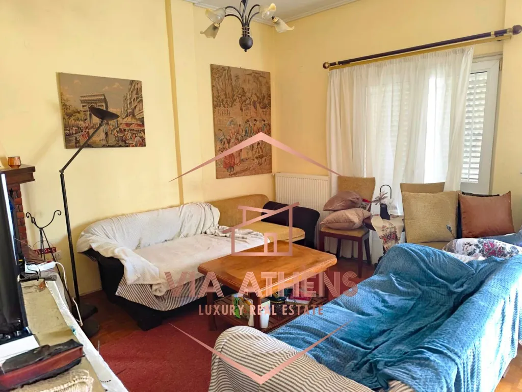 Séjour - Front-Facing Apartment with Garden in Helioupoli