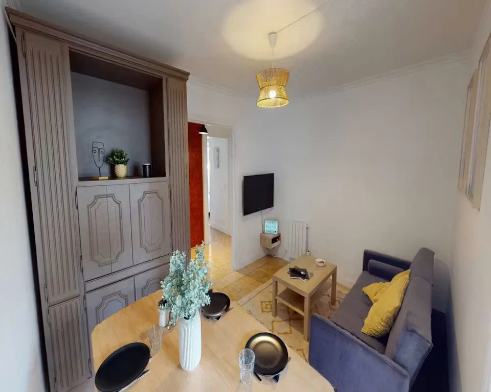 Séjour - Chambre avec Équipements à Asnières-sur-Seine