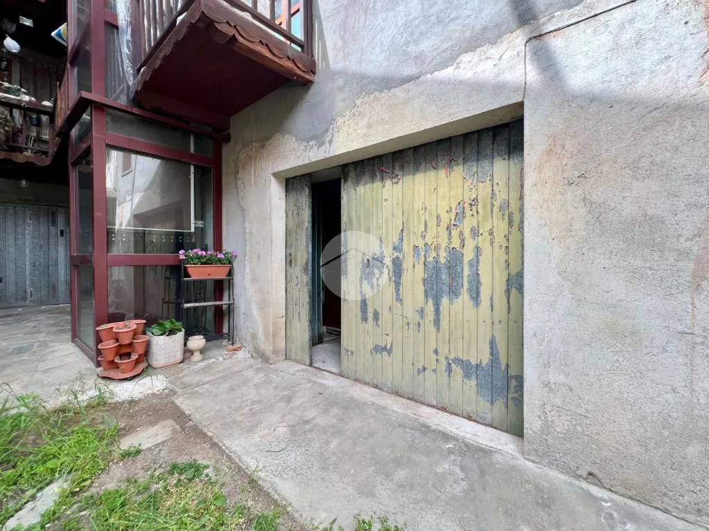 Giardino - Casa di corte da ristrutturare con box a Balangero