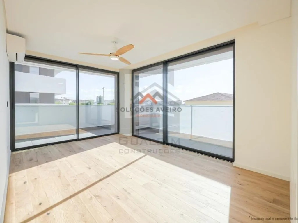 Magamistoad - Luxury Flat with Terrace in Aveiro
