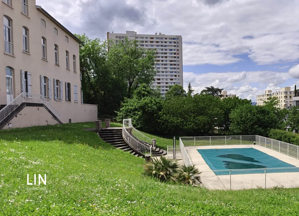 Bassein - Charming Flat in Former Chapel, Lyon