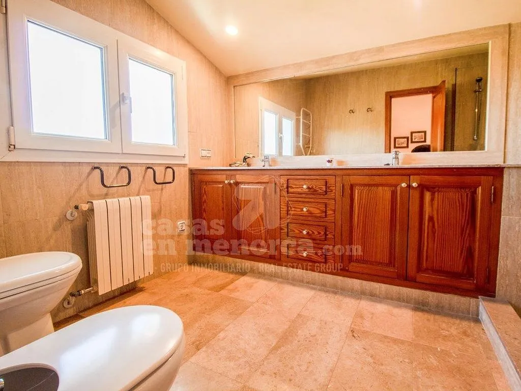 Salles de bain - Chalet with Sea View and Pool in Cala Llonga