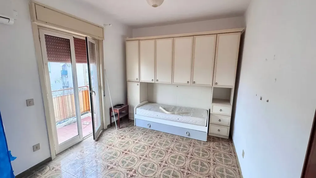 Magamistoad - 3-Bedroom Apartment with Balcony in Palermo