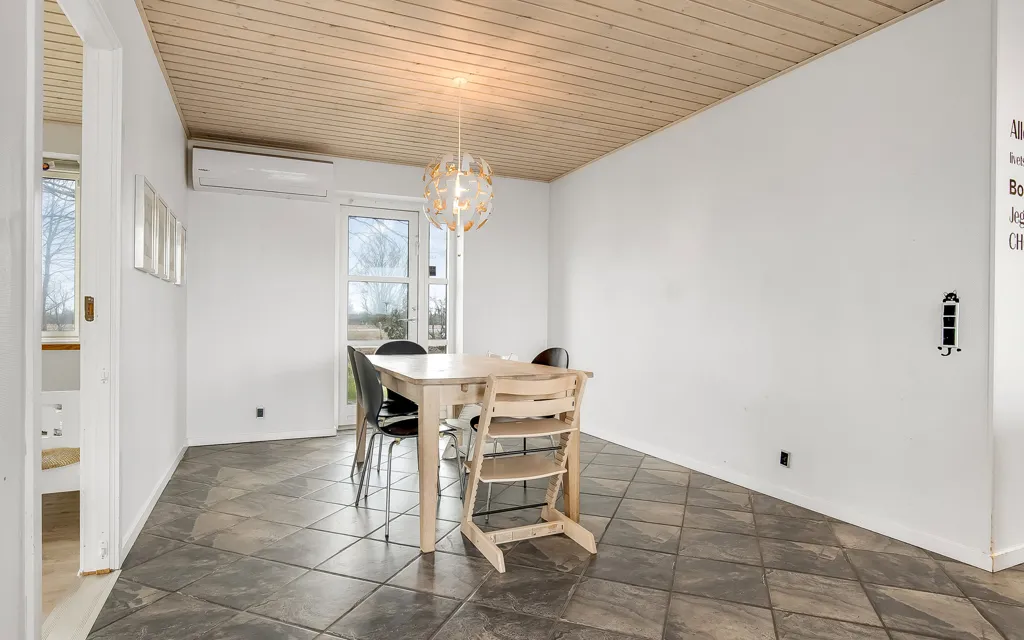 Salle à manger - Historic Villa with Garden in Ødsted