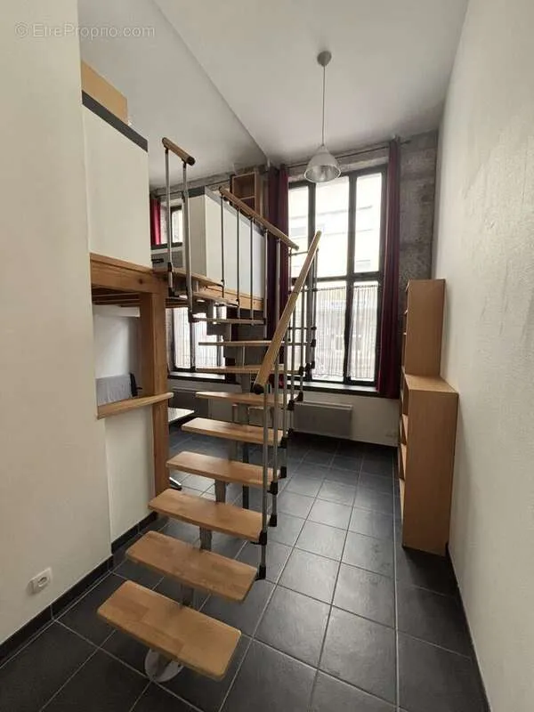 Pièces - Appartement Duplex Meublé à Saint-Étienne