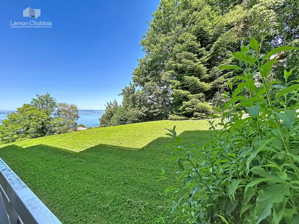 Aed - Luxury Flat with Lake View in Évian-les-Bains