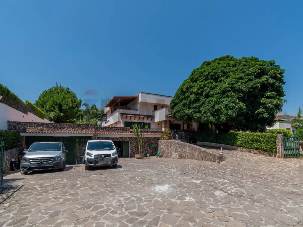 Välivaade - Single Villa with Pool in Palermo