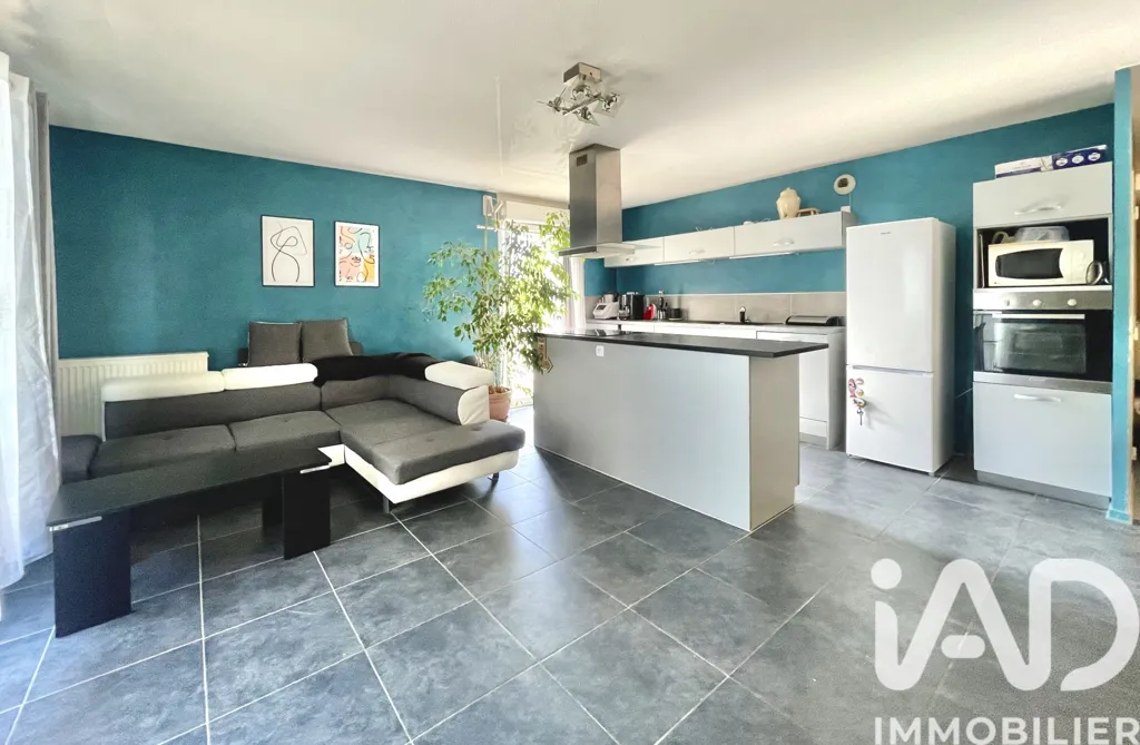Köök - Apartment with Balcony in Grenoble