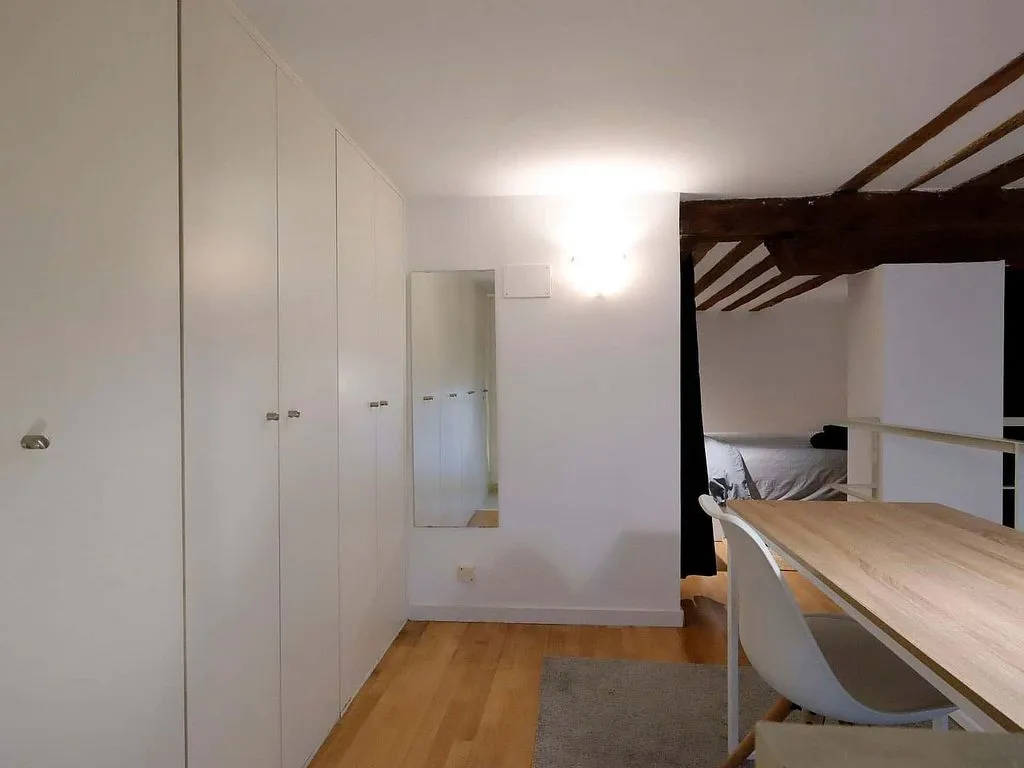 Söögituba - Furnished Flat in Malasaña, Madrid