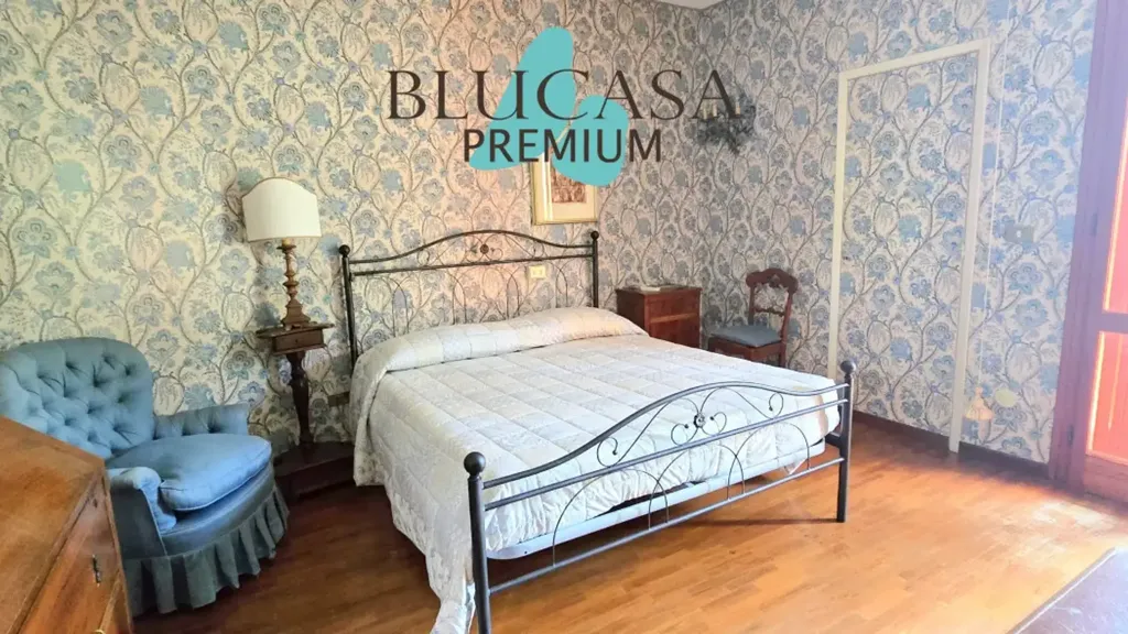 Magamistoad - Terraced House with Fireplace in Bocconi