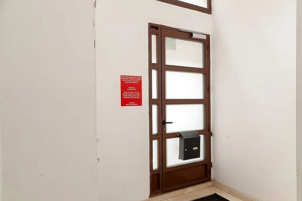 Hallway - Duplex with Terrace in La Salut, Barcelona