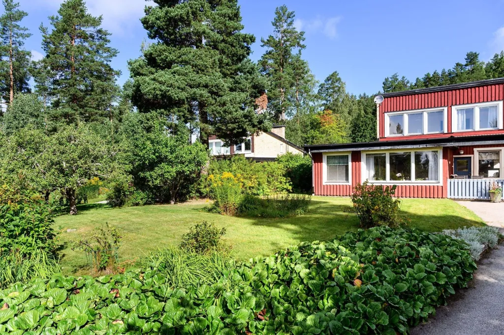 5-toaline maja asukohas Falu kommun