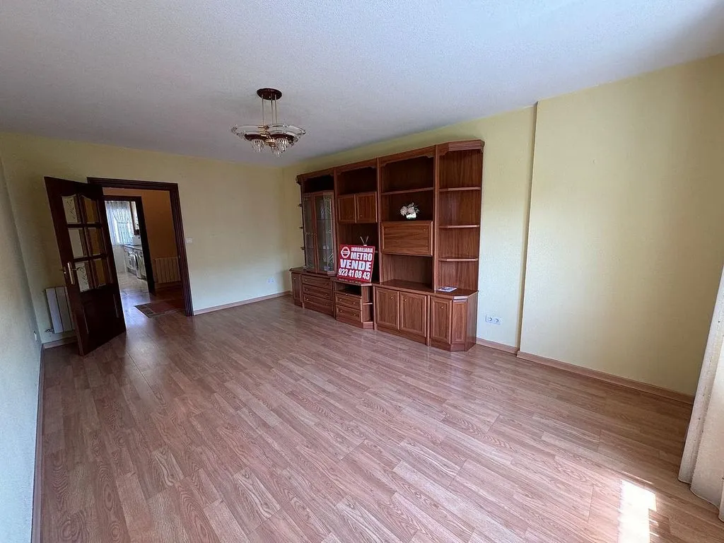 Elutuba - Reformed Flat with Balcony in Béjar