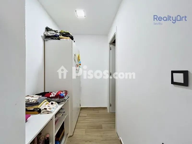 Esik - Modernised House with Patio in Valencina de la Concepción