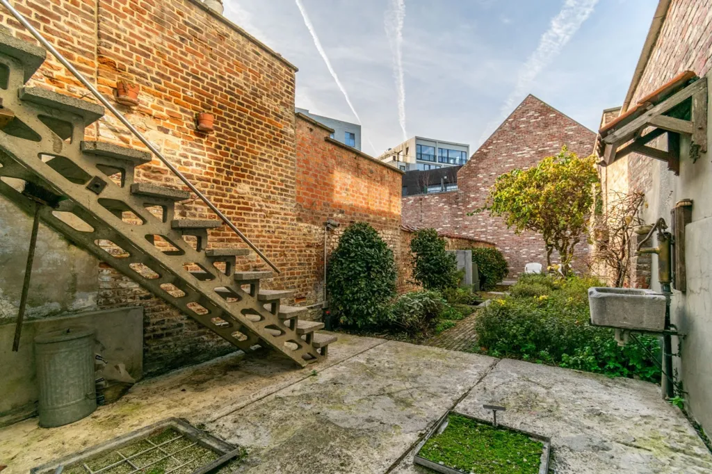 courtyard