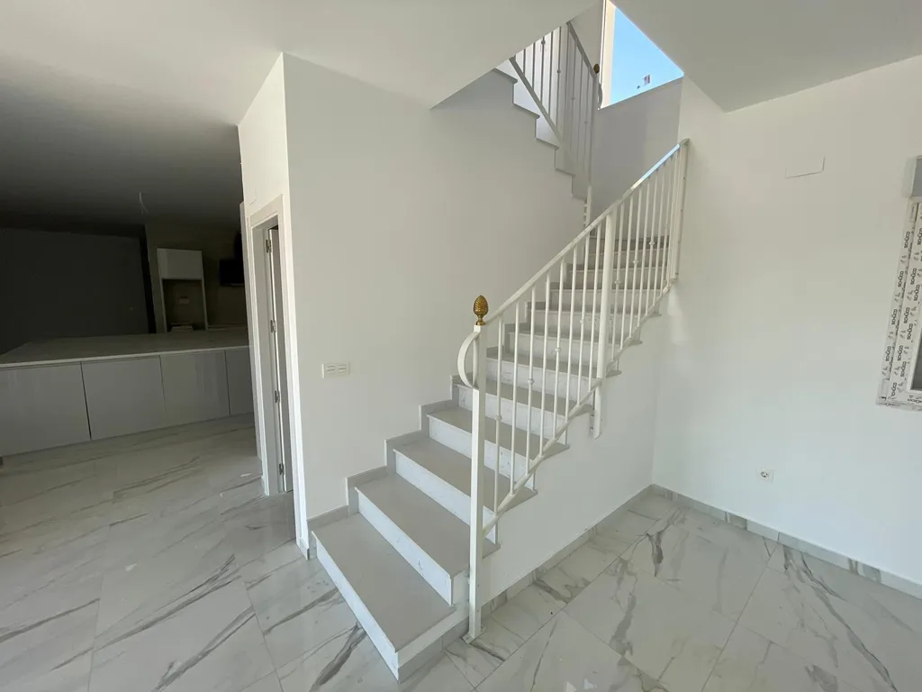 Pièces - New Build Villa with Pool in Pinoso, Valencia