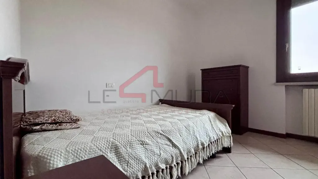 Chambres - Trilocale with Terrace in Nogara