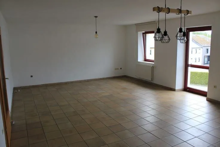 Séjour - Duplex avec Jardin à Léglise