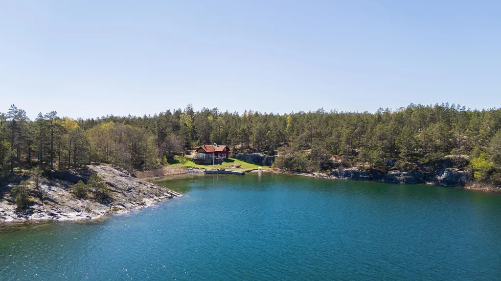 Vue aérienne - Modern House with Seafront in Tjust Archipelago