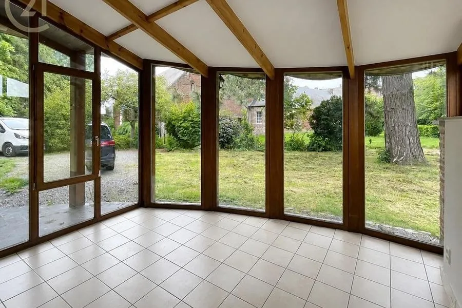 Terrasse - Maisonnette Charmante dans le Domaine d'un Château à Braffe