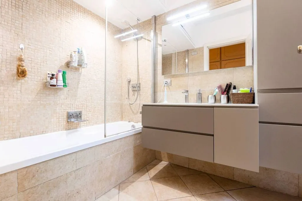 Vannitoad - Luxury Flat with Balcony in Rome's Trieste