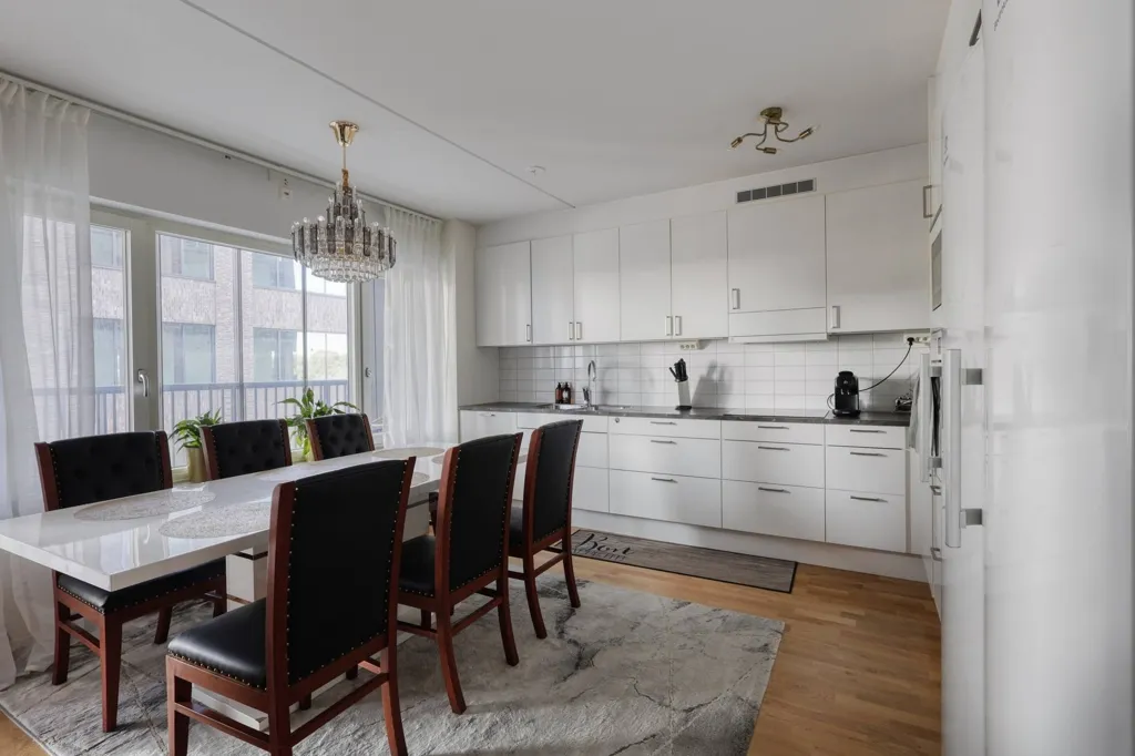 Sala da pranzo - Apartment with Balcony and Terrace in Göteborg