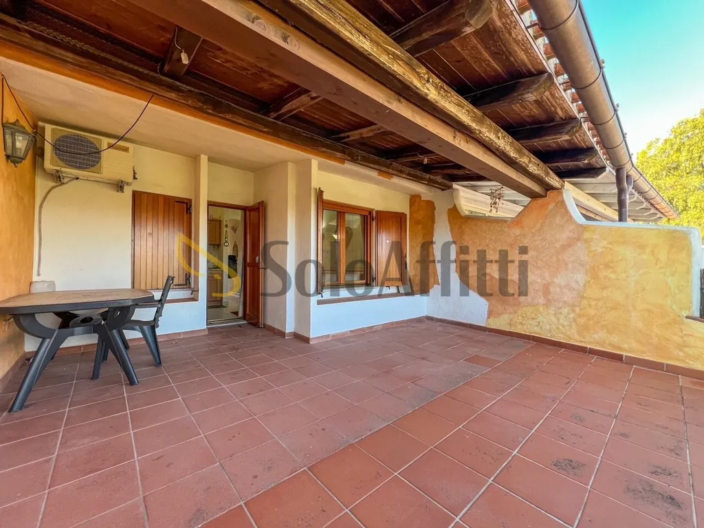 Terrasse - Trilocale with Terrace in Murta Maria