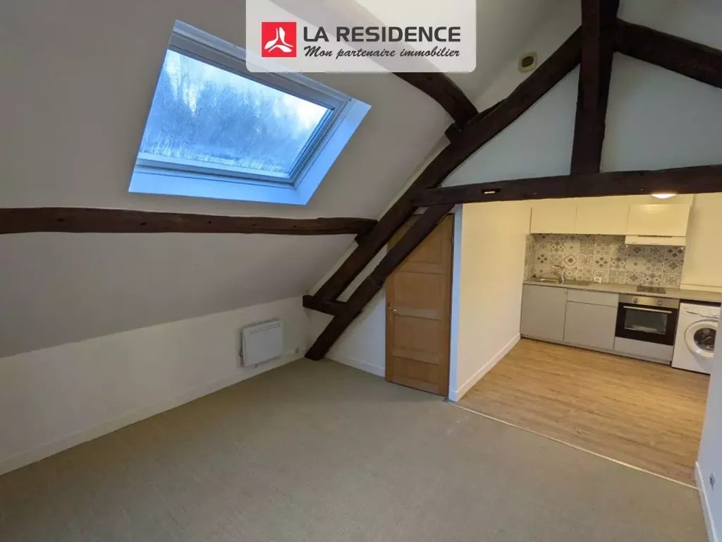 Zimmer - Characterful 1940s Building with Private Gardens in Les Andelys