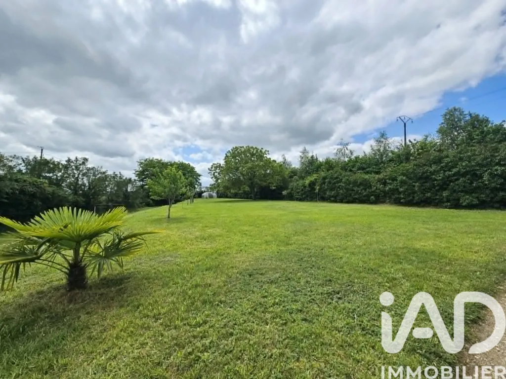 Jardin - Maison avec Jardin et Garage à Duneau