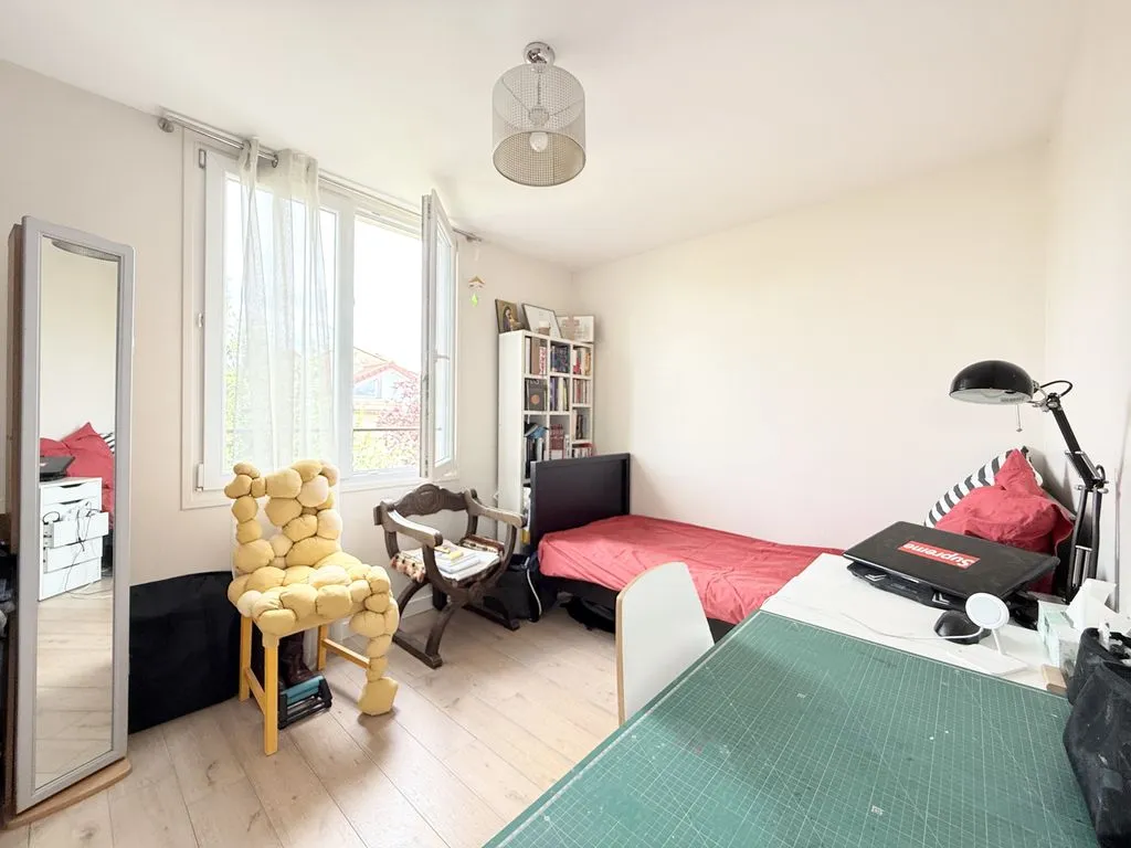 Magamistoad - Luxury House with Garden in Rueil-Malmaison