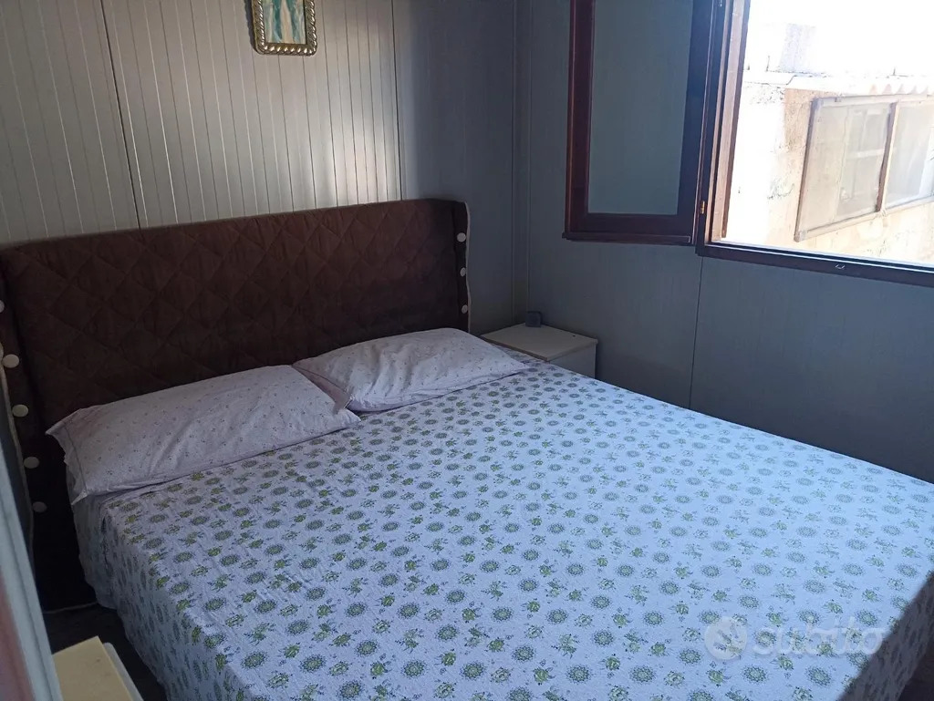 Chambres - Habitable Plot with Sea View in Ambra Coast