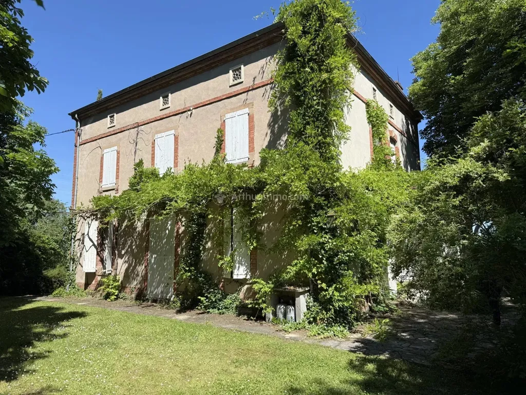 Exterior - Maison de Maître with Garden in Carmaux