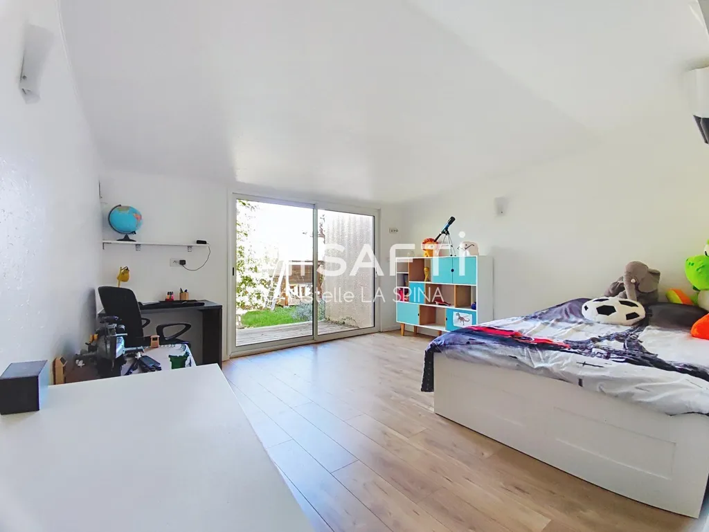 Magamistoad - Family House with Pool in Langlade