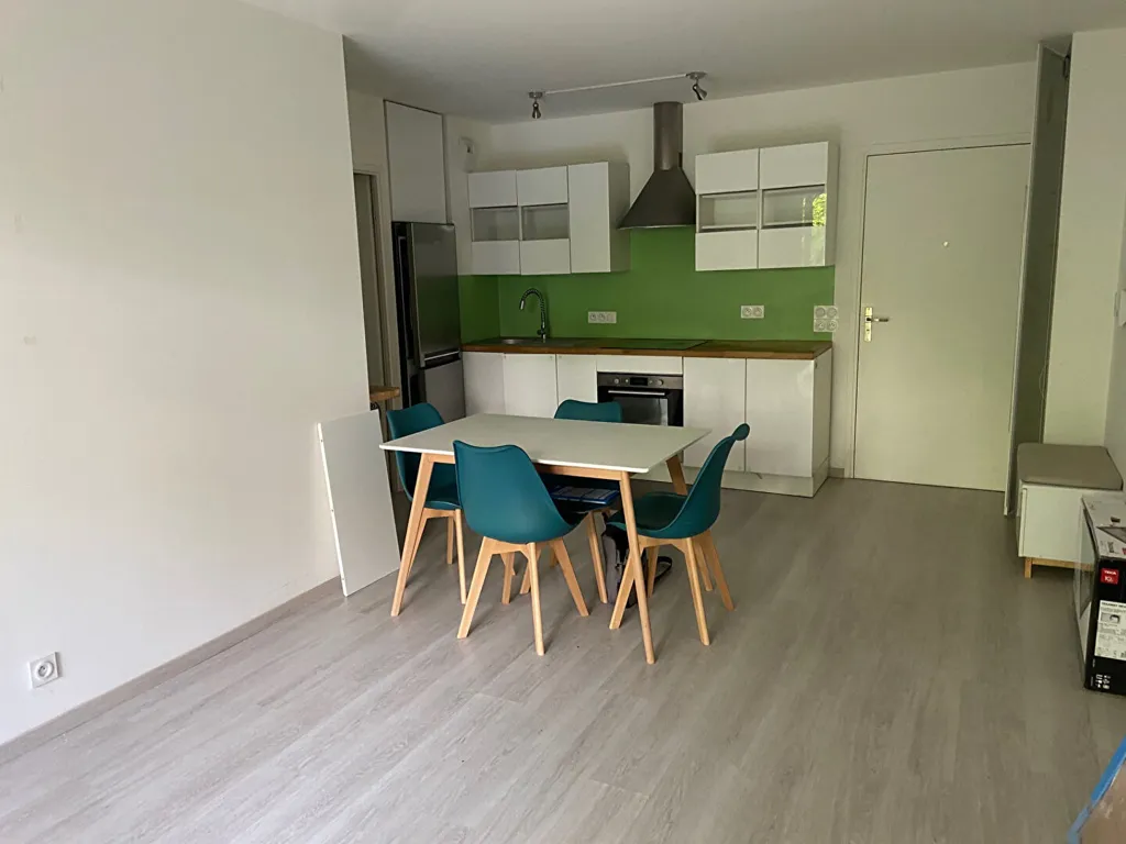 Söögituba - 3-Bed Flat with Garden in Rambouillet