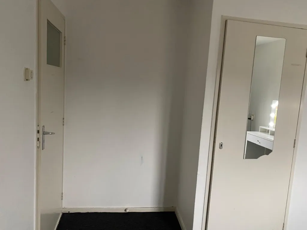 Esik - Student Room near Tilburg University