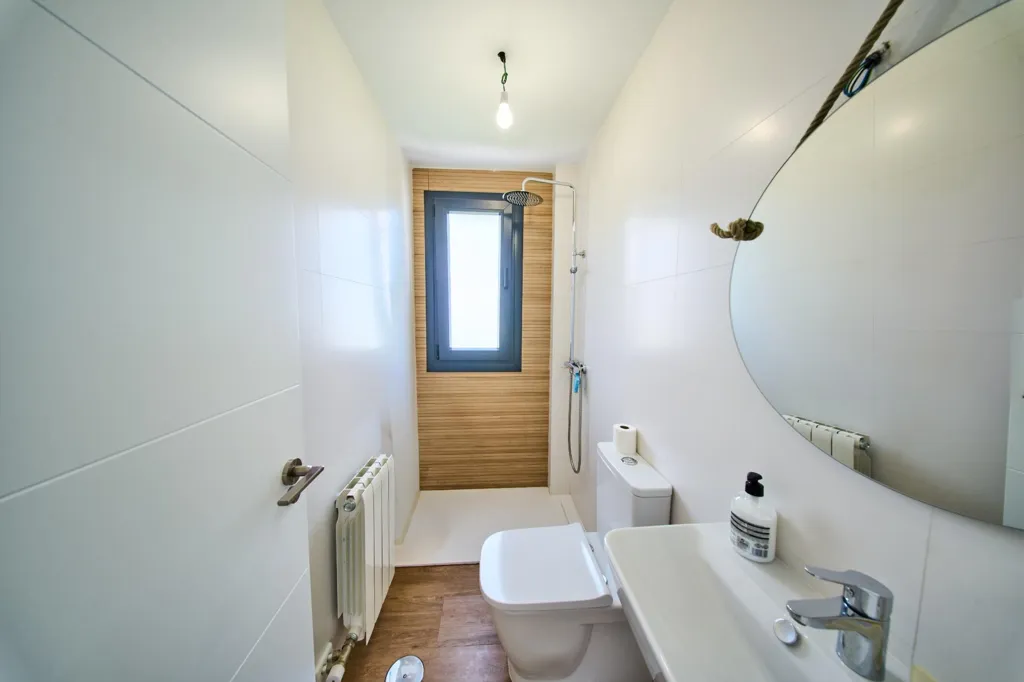 Bagni - Contemporary Chalet with Pool in Dílar, Granada