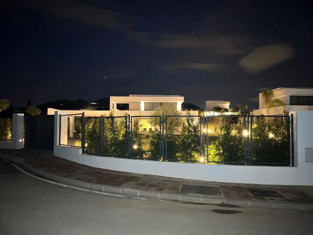 Välivaade - Detached Villa with Pool in Mijas Golf