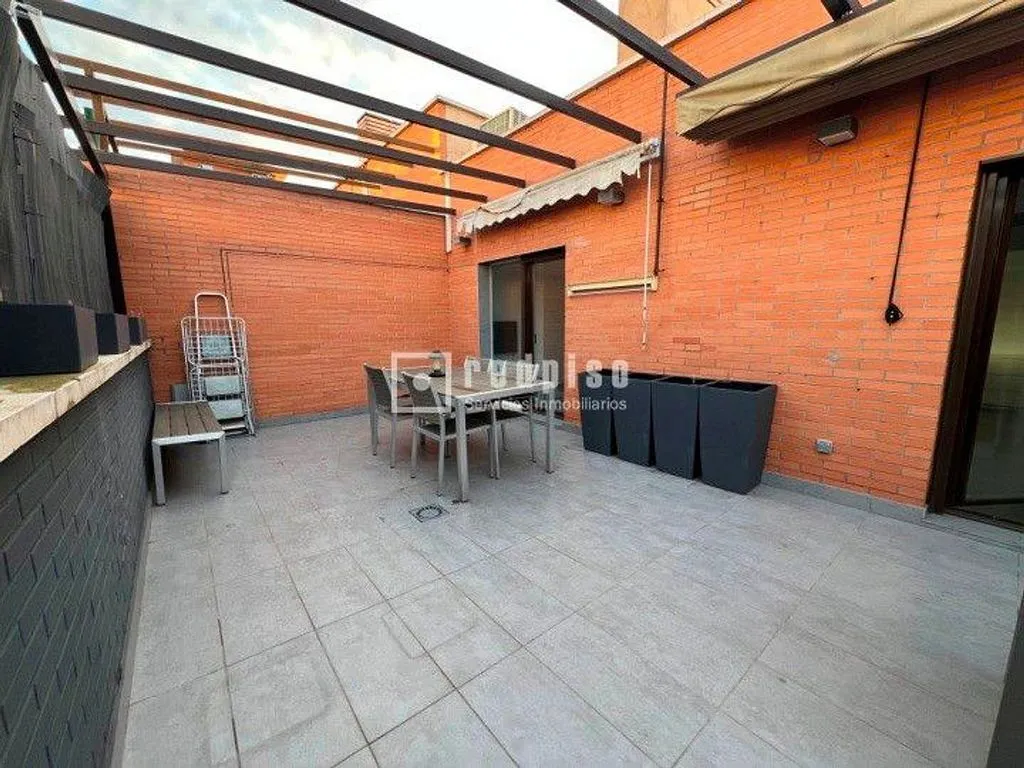 Terrazza - Penthouse with Pool in Canillas