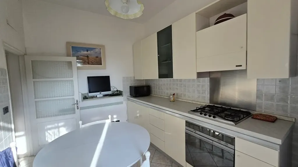 Köök - Historic Apartment with Panoramic Terrace in Todi