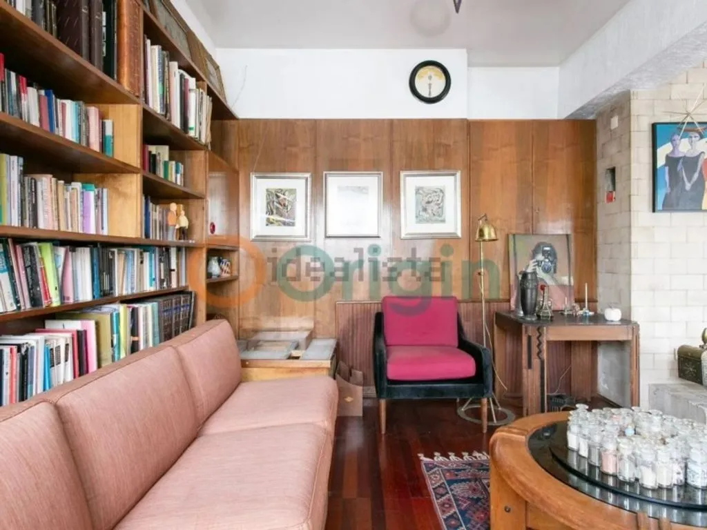 Séjour - Architect-Designed Flat with Terrace in Alto dos Moinhos