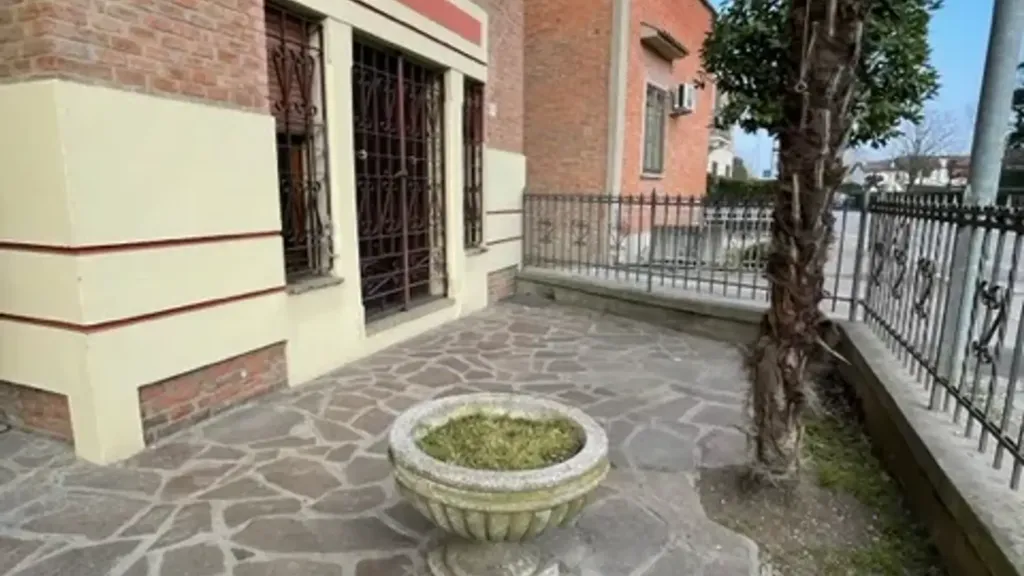 courtyard