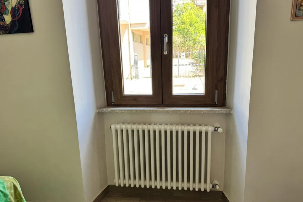 Pièces - Rear-Access Semi-Detached House with Mountain View in Itri
