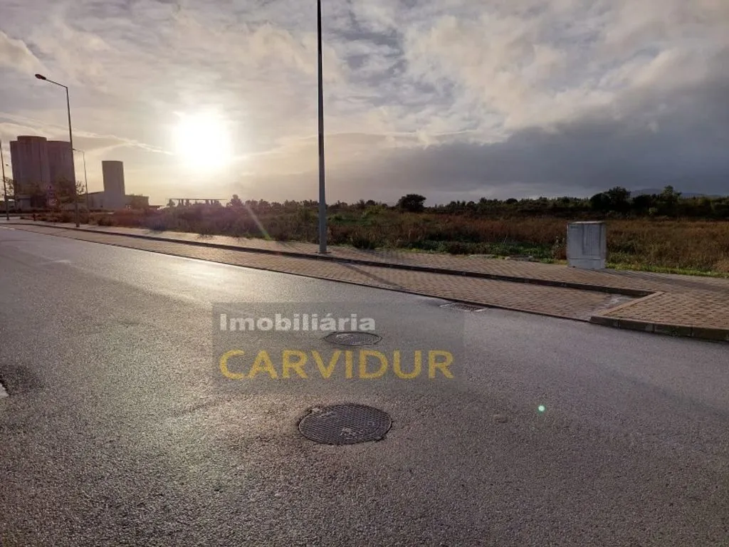 Extérieur - Development Land in Industrial Setúbal